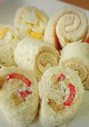 朝食やお弁当に♡くるくるロールサンド-レシピのメイン写真