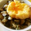 なす味噌炒めの・とろとろ揚げ卵丼