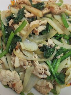 ホウレン草と豚肉の炒め物(ジャガ芋入り)-レシピのメイン写真