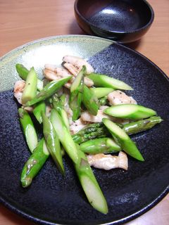 アスパラガスと鶏むね肉の塩炒め-レシピのメイン写真