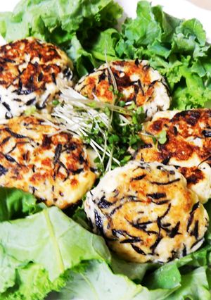 簡単!胸肉とひじきと豆腐のヘルシーつみれ-レシピのメイン写真