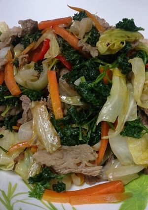 パセリの大量消費に！パセリ牛肉炒め-レシピのメイン写真