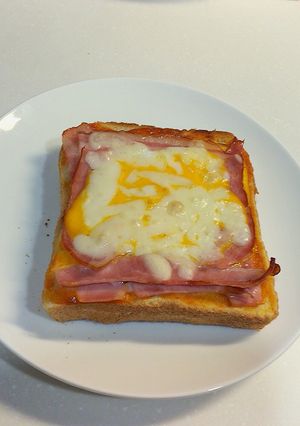 とろけるチーズと卵のトースト-レシピのメイン写真
