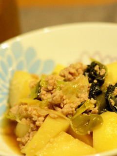 じゃがいもとそぼろのひげ茶風味煮-レシピのメイン写真