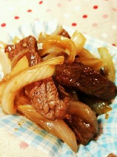 お弁当に!牛肉と玉ねぎのオイスター炒め-レシピのメイン写真