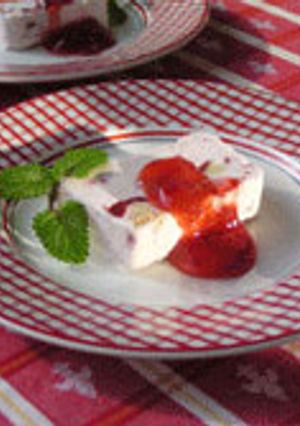 いちごのアイスケーキ-レシピのメイン写真