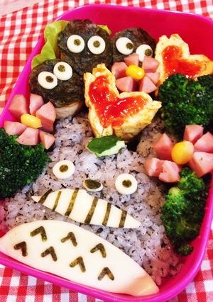 キャラ弁☆トトロ&まっくろくろすけ-レシピのメイン写真