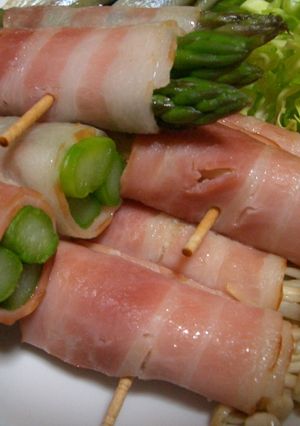 おつまみに♪お弁当に♪ベーコン巻き-レシピのメイン写真