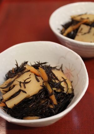 夕食弁当に♪筍と人参入りの生ひじきの煮物-レシピのメイン写真