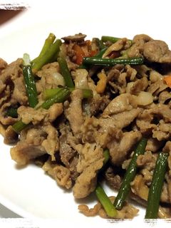 にんにくの芽と豚肉のスタミナ甘辛炒め♪-レシピのメイン写真