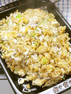 釜揚げしらすとネギと白ごまで美味な炒飯-レシピのメイン写真