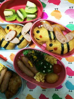 春のキャラ弁〜簡単可愛いミツバチ稲荷-レシピのメイン写真