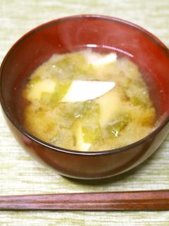 春をまるごと楽しむ!ヒロメと筍のおみそ汁-レシピのメイン写真