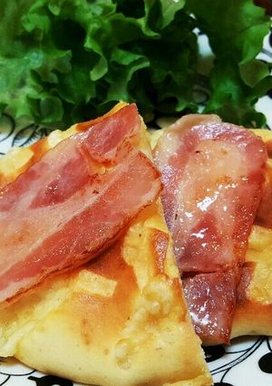 朝食に！ベーコンとチーズのホットケーキ-レシピのメイン写真