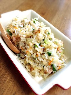 たっぷりしらすの簡単焼き飯-レシピのメイン写真