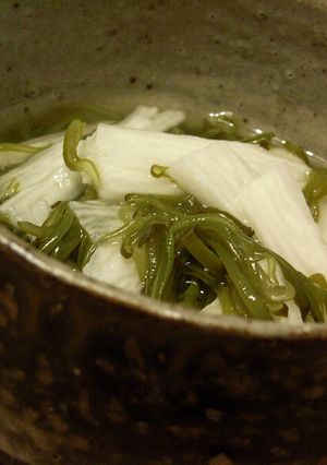 山芋とめかぶの酢の物-レシピのメイン写真