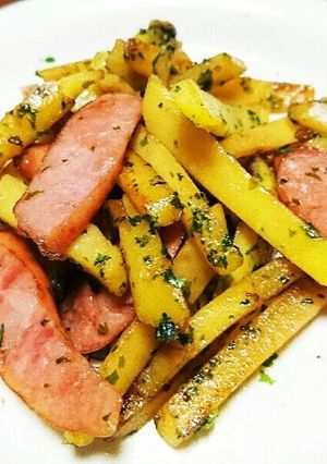 新じゃがとソーセージのソース炒め-レシピのメイン写真