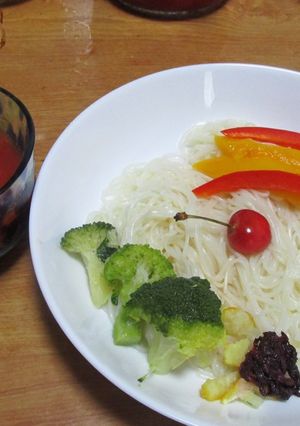 簡単感歎！とまーすのガスパーチョ素麺-レシピのメイン写真