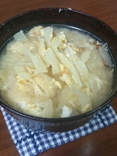キャベツと卵の味噌汁-レシピのメイン写真