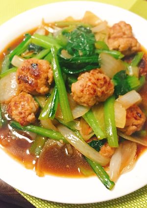 手抜きに見えない時短！肉団子と野菜炒め-レシピのメイン写真