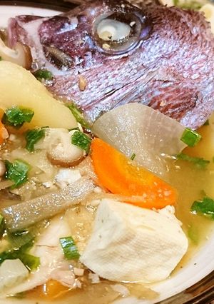 だしが絶品★豪快【鯛のアラ汁みそ仕立】♪-レシピのメイン写真