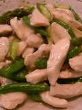 鶏ムネ肉とアスパラの塩炒め