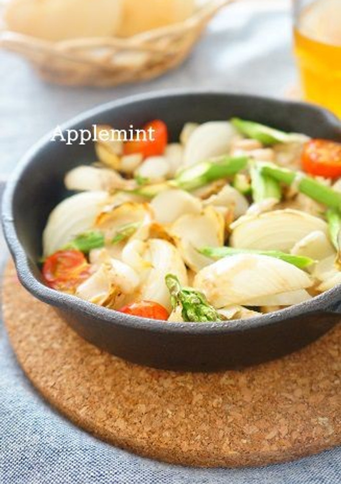 まるごと玉ねぎとゆり根の焼きサラダ-レシピのメイン写真