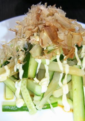 ☆お手軽☆　　　　胡瓜とたくあんの和え物-レシピのメイン写真