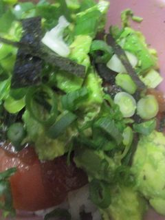 マグロの漬とアボガド丼-レシピのメイン写真