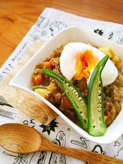 レンジで簡単☆肉じゃがきんぴらカレー丼。-レシピのメイン写真