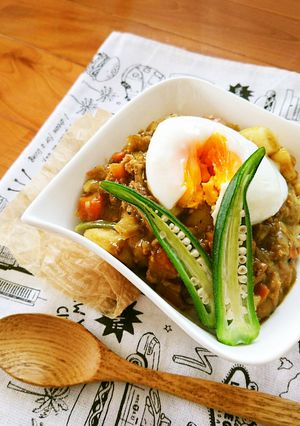 レンジで簡単☆肉じゃがきんぴらカレー丼。-レシピのメイン写真