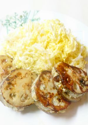 鶏挽き肉でレンコンの挟み焼き♪-レシピのメイン写真