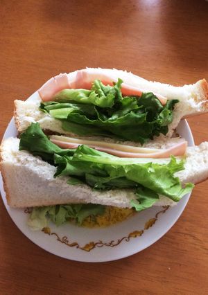 簡単♪♪ハムチーズレタスサンドイッチ!-レシピのメイン写真