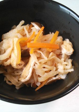 ぶなしめじ入り切り干し大根の煮物-レシピのメイン写真