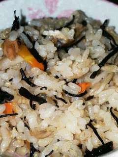 ツナとひじきの炊き込みご飯-レシピのメイン写真