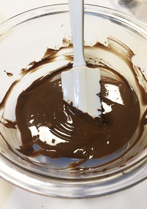 誰でも出来る、簡単にチョコの湯煎✨-レシピのメイン写真