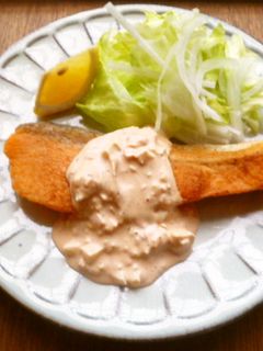 鮭のムニエル☆春色タルタルソース♪-レシピのメイン写真