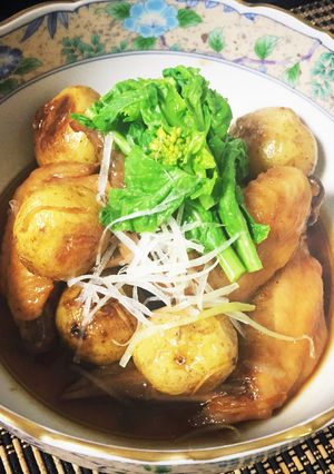 春の煮物 新じゃがと手羽先甘辛菜の花添え-レシピのメイン写真