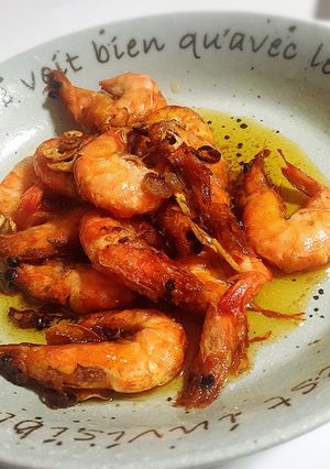 丸ごと食べれちゃうエビのアヒージョ-レシピのメイン写真