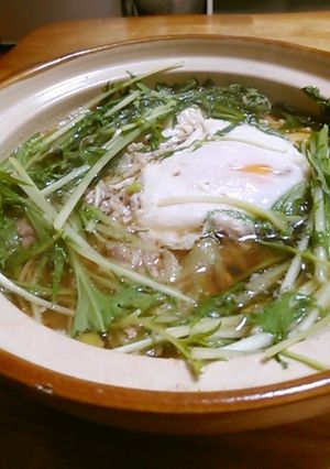 一人鍋で豚の月見はりはり鍋-レシピのメイン写真
