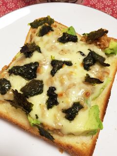 とろとろ♫納豆アボガドトースト-レシピのメイン写真