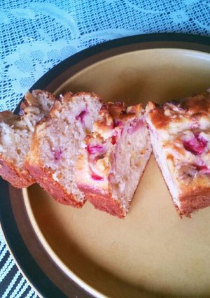 簡単しっとり!苺のせバナナケーキ-レシピのメイン写真
