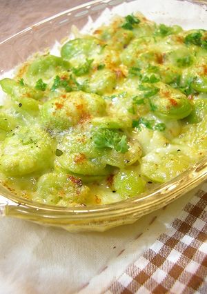 ホクホクそら豆と新玉ねぎのチーズ焼き♪-レシピのメイン写真