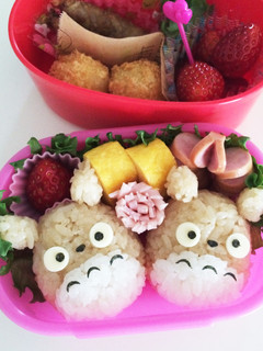 トトロ*キャラ弁*麺つゆのおにぎり-レシピのメイン写真