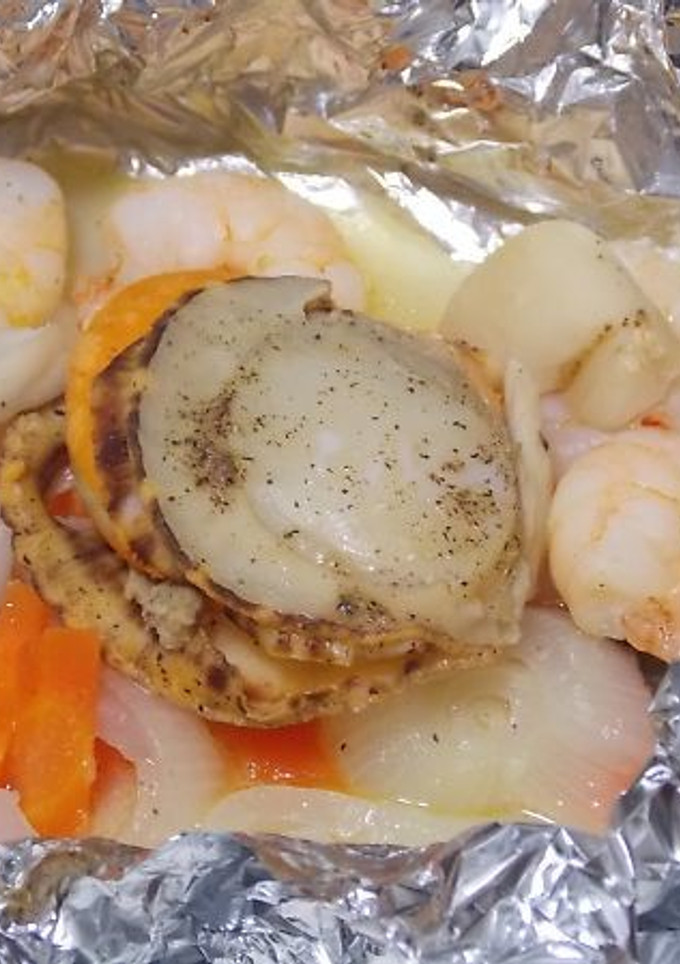 簡単でプチごちそう帆立とエビのホイル焼き-レシピのメイン写真