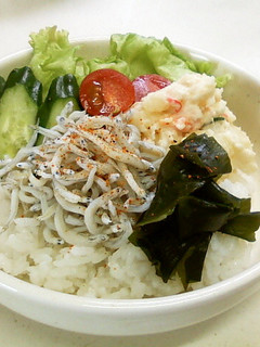 ポテサラとしらすわかめのサラダ丼-レシピのメイン写真