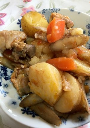 簡単な鶏もも肉とじゃが芋煮込み-レシピのメイン写真