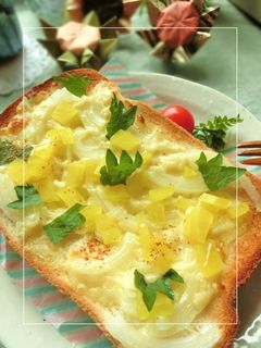 カリポリ沢庵*オニオンチーズ和トースト-レシピのメイン写真