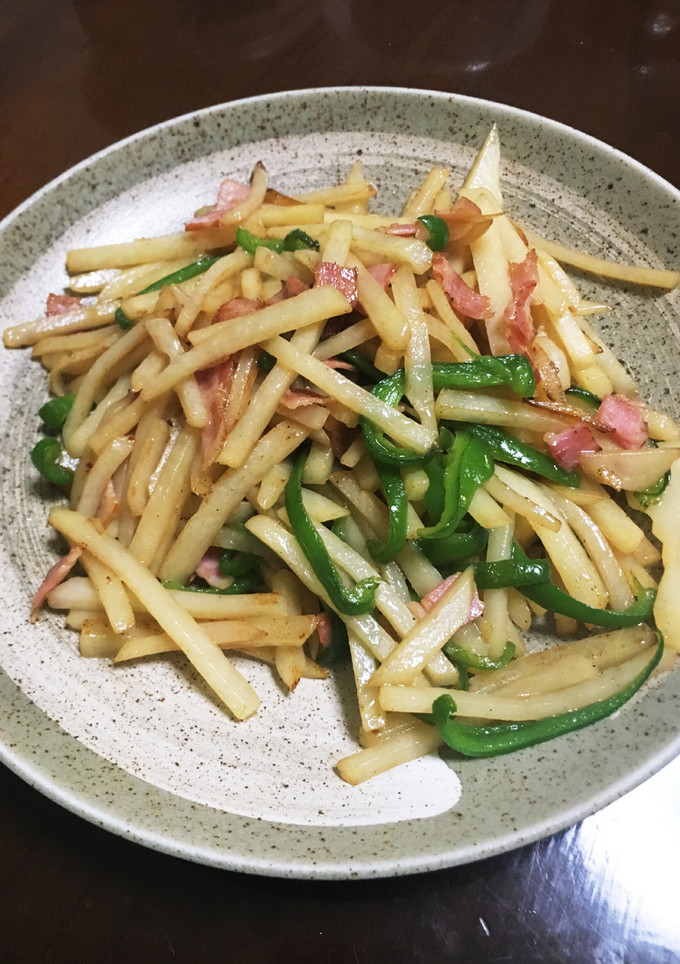 じゃがいもとピーマンの塩コショウ炒め-レシピのメイン写真