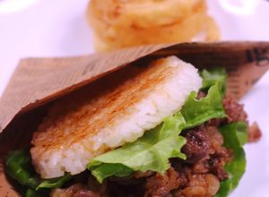 再現！モス風の焼肉ライスバーガー♪-レシピのメイン写真